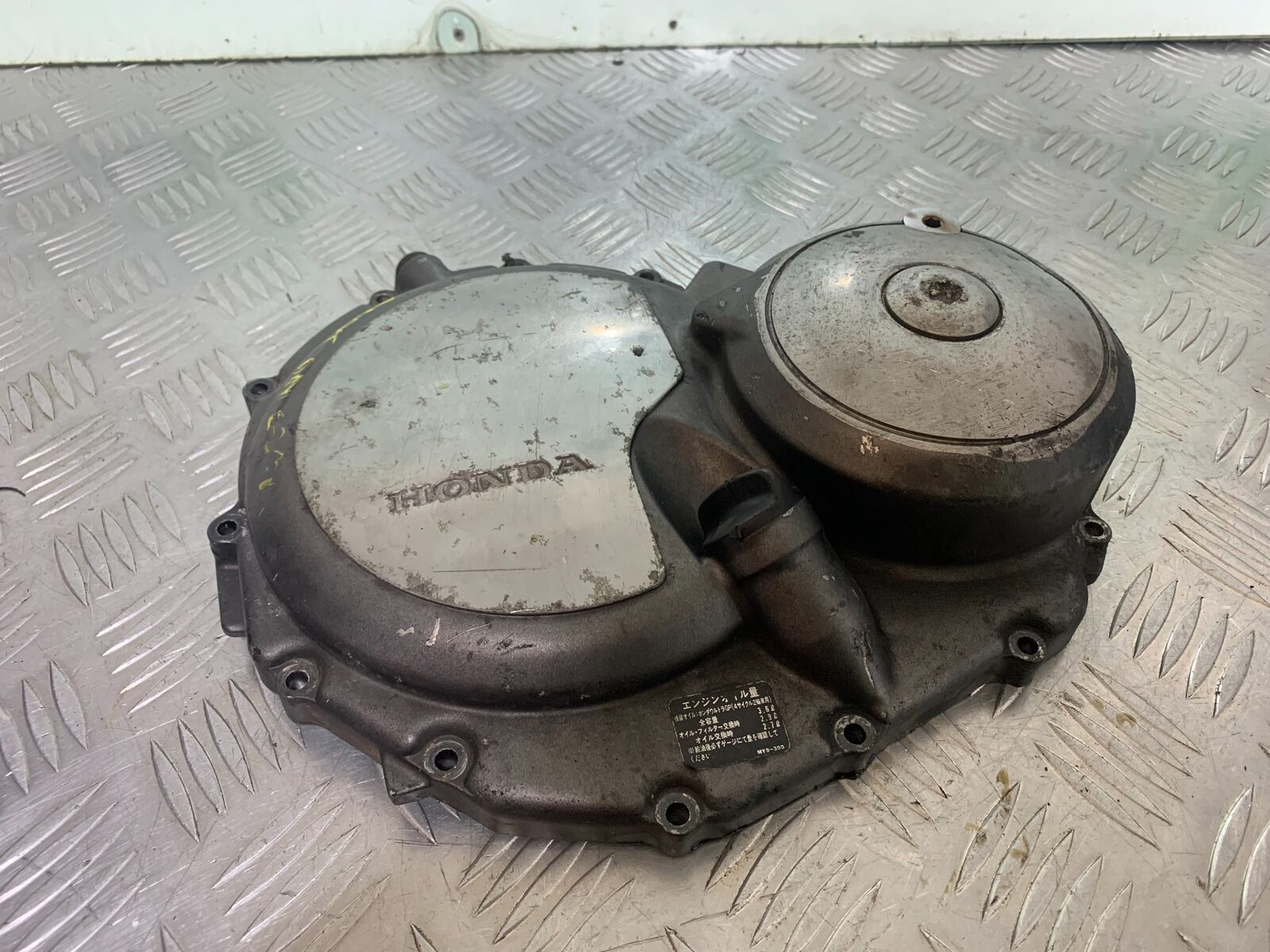 HONDA CB400 CB 400 SUPER FOUR CLUTCH COVER  YEAR 1996 (STOCK 579)