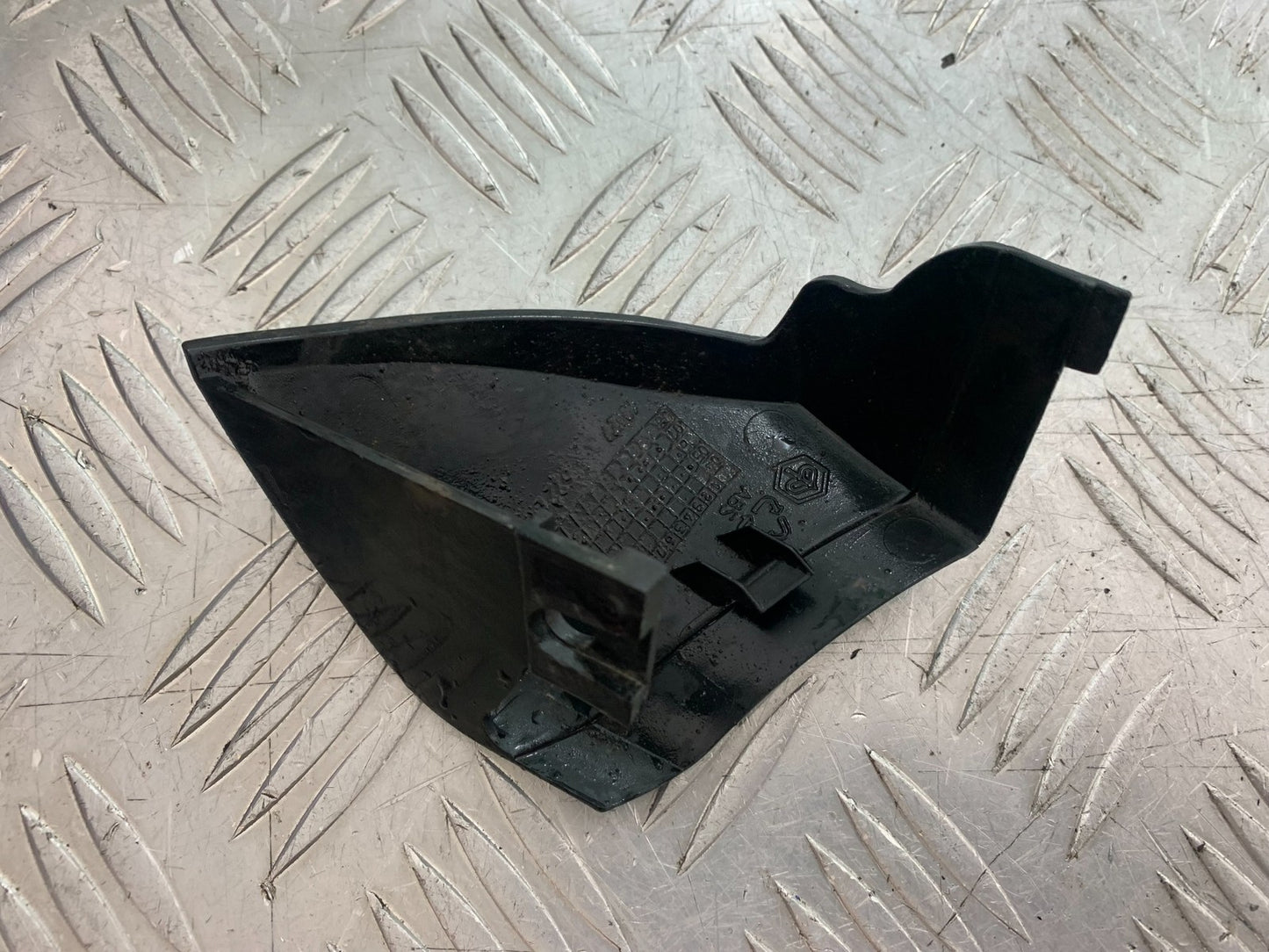 PIAGGIO VESPA LX50 LX S 50 INFILL PANEL YEAR 2007-2016 (CMB1290)