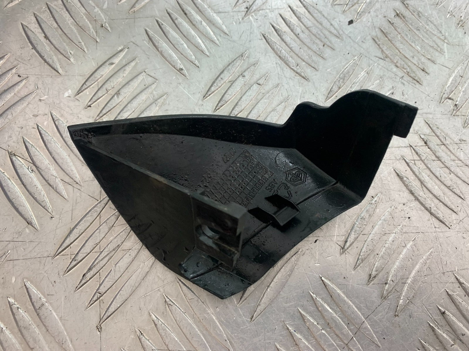 PIAGGIO VESPA LX50 LX S 50 INFILL PANEL YEAR 2007-2016 (CMB1290)