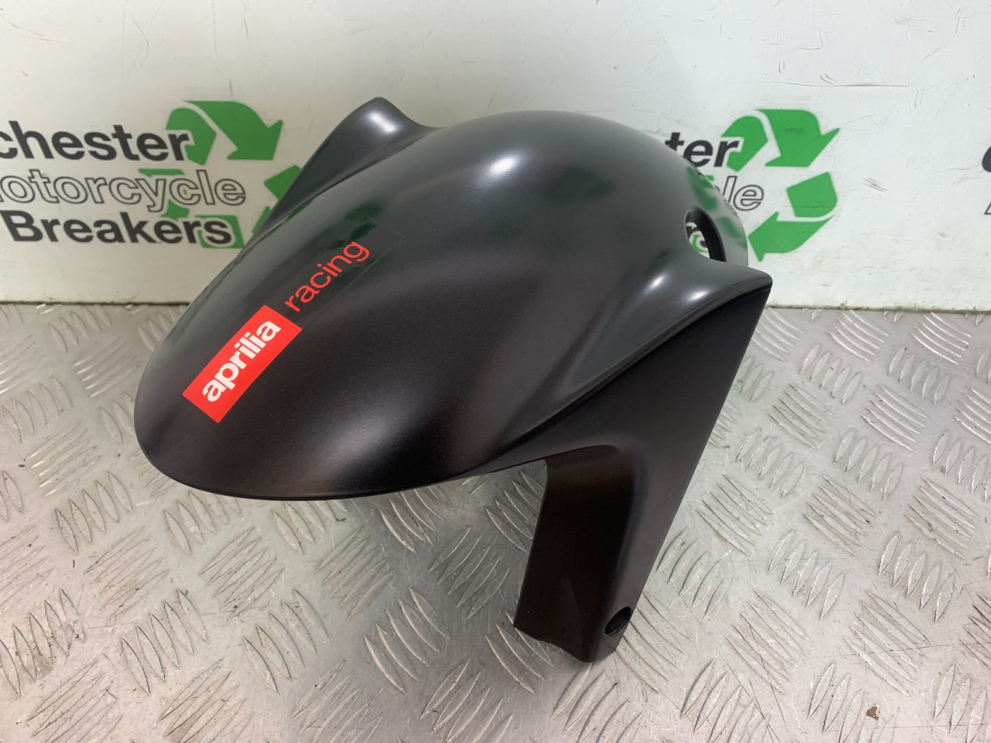 APRILIA TUONO 1000 V4R FRONT MUDGUARD  YEAR 2011-13  (CMB1331)