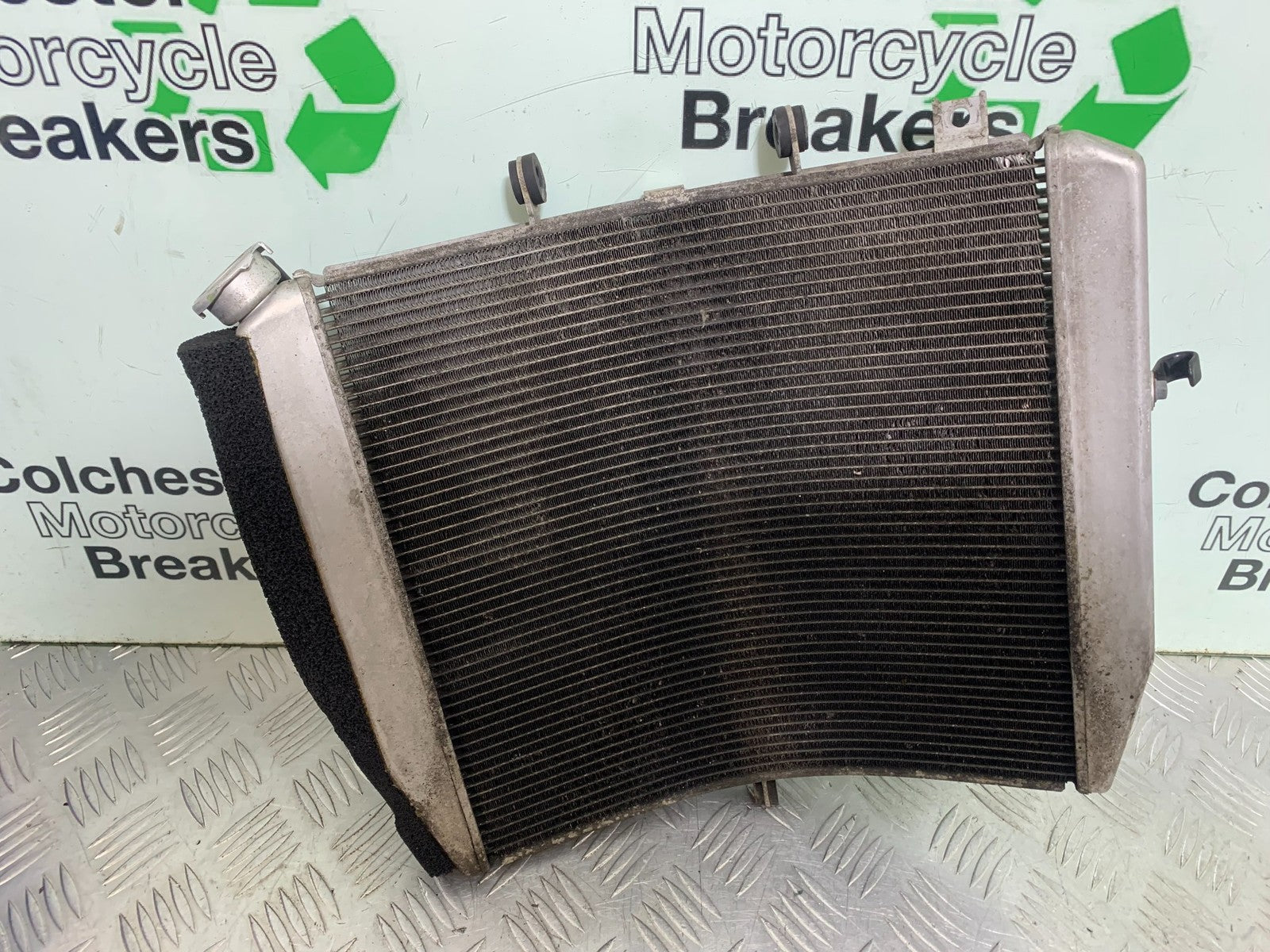 KAWASAKI ZX10R ZX10 R RADIATOR    2008-2010 (CMB1301)