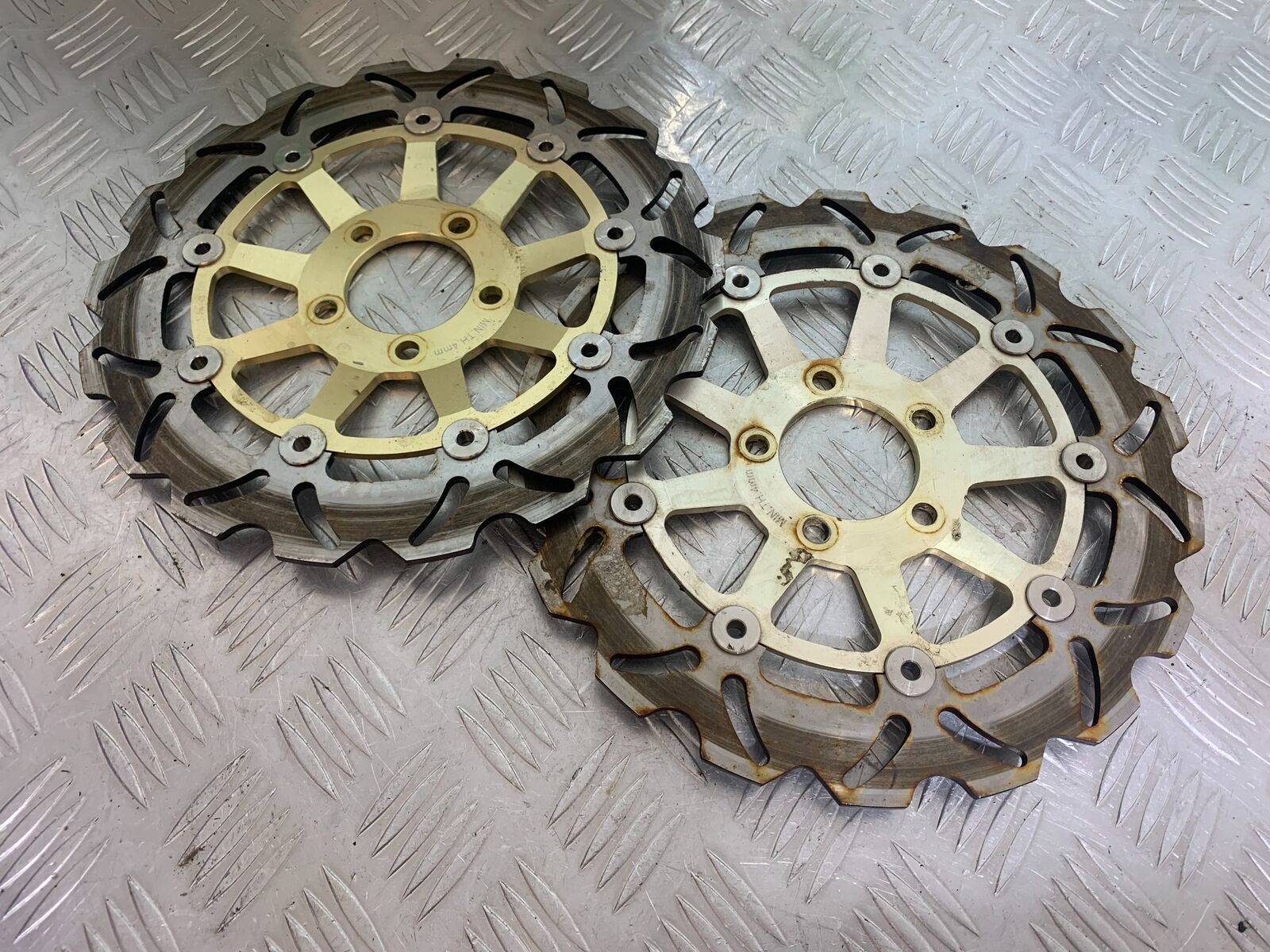 KAWASAKI ZX6R ZX6 J FRONT DISCS  YEAR 2000 (CMB1129)