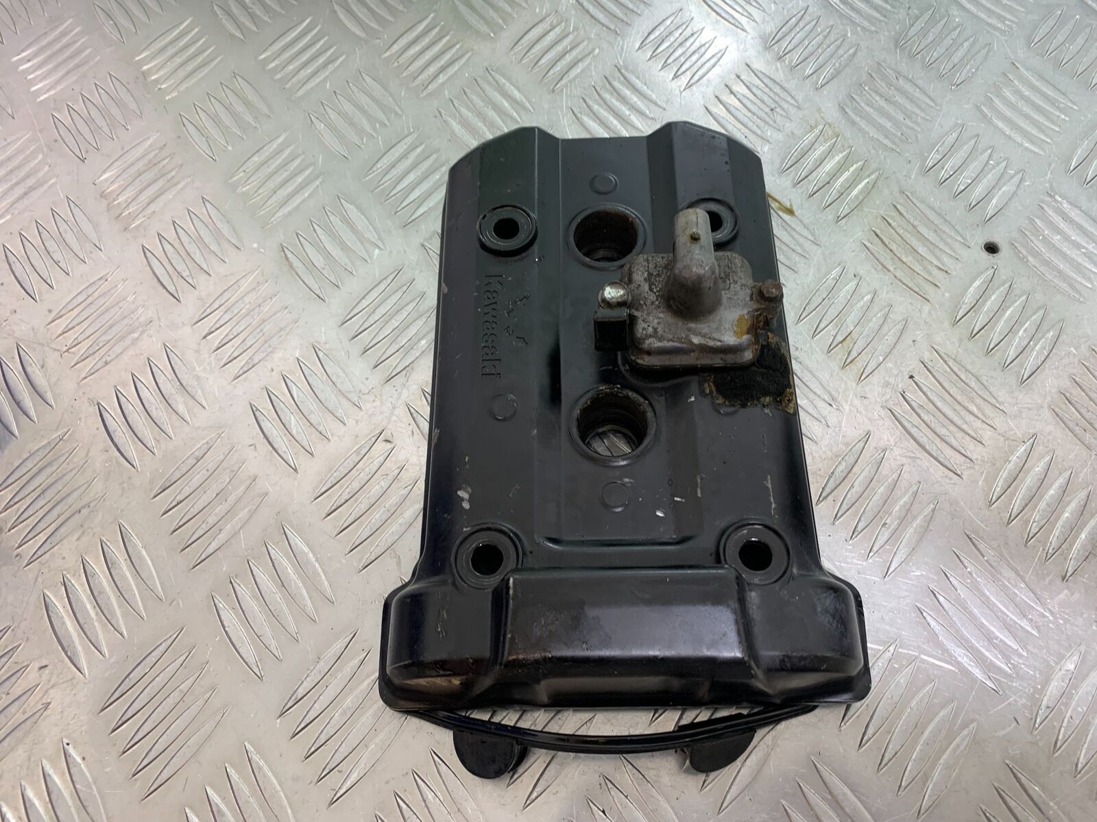 KAWASAKI NINJA 650 ROCKER COVER  YEAR 2017-2019 (CMB1018)