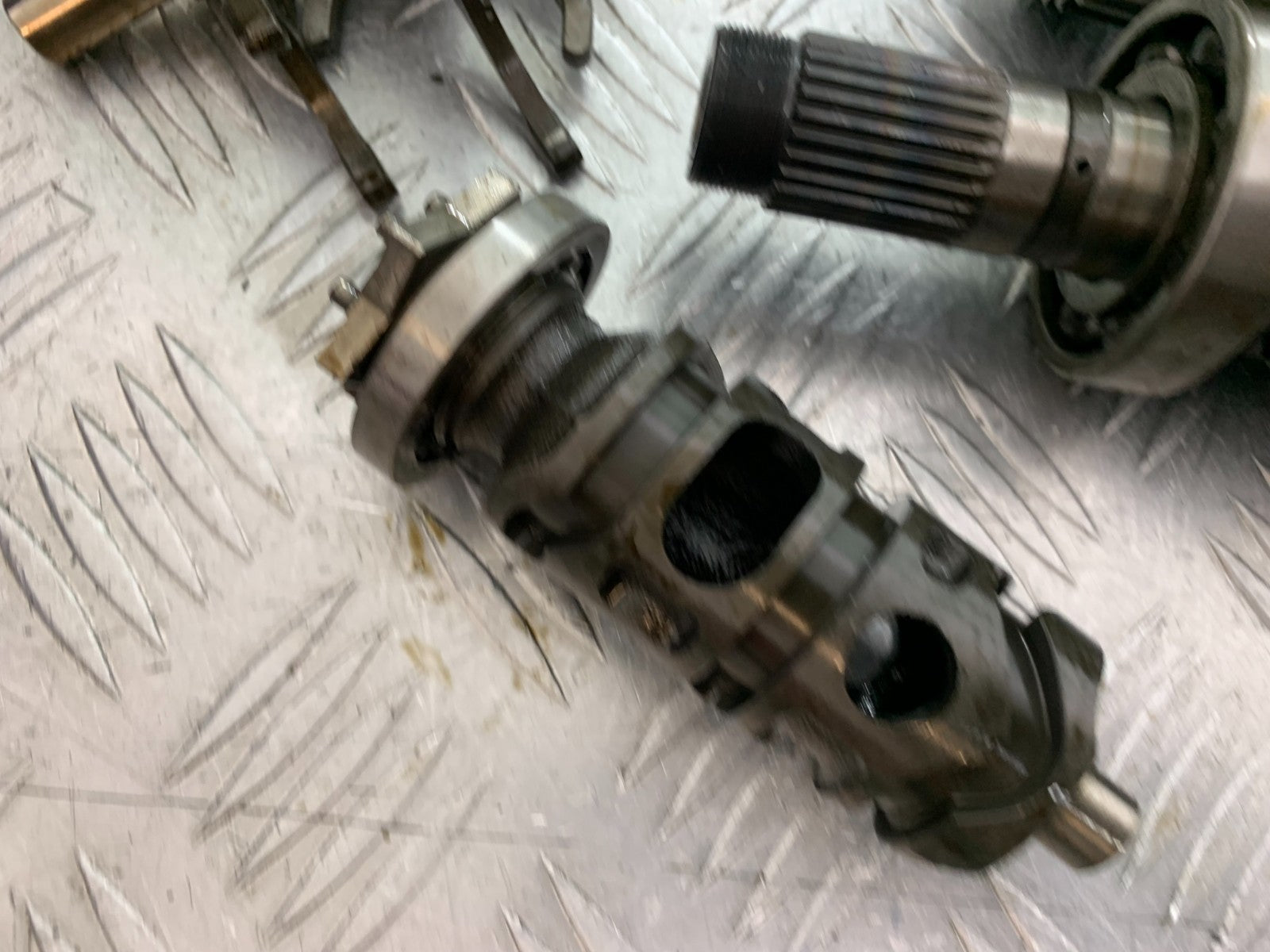 HONDA CBR1000 RR GEARBOX  YEAR 2008-2011 (CMB1330)