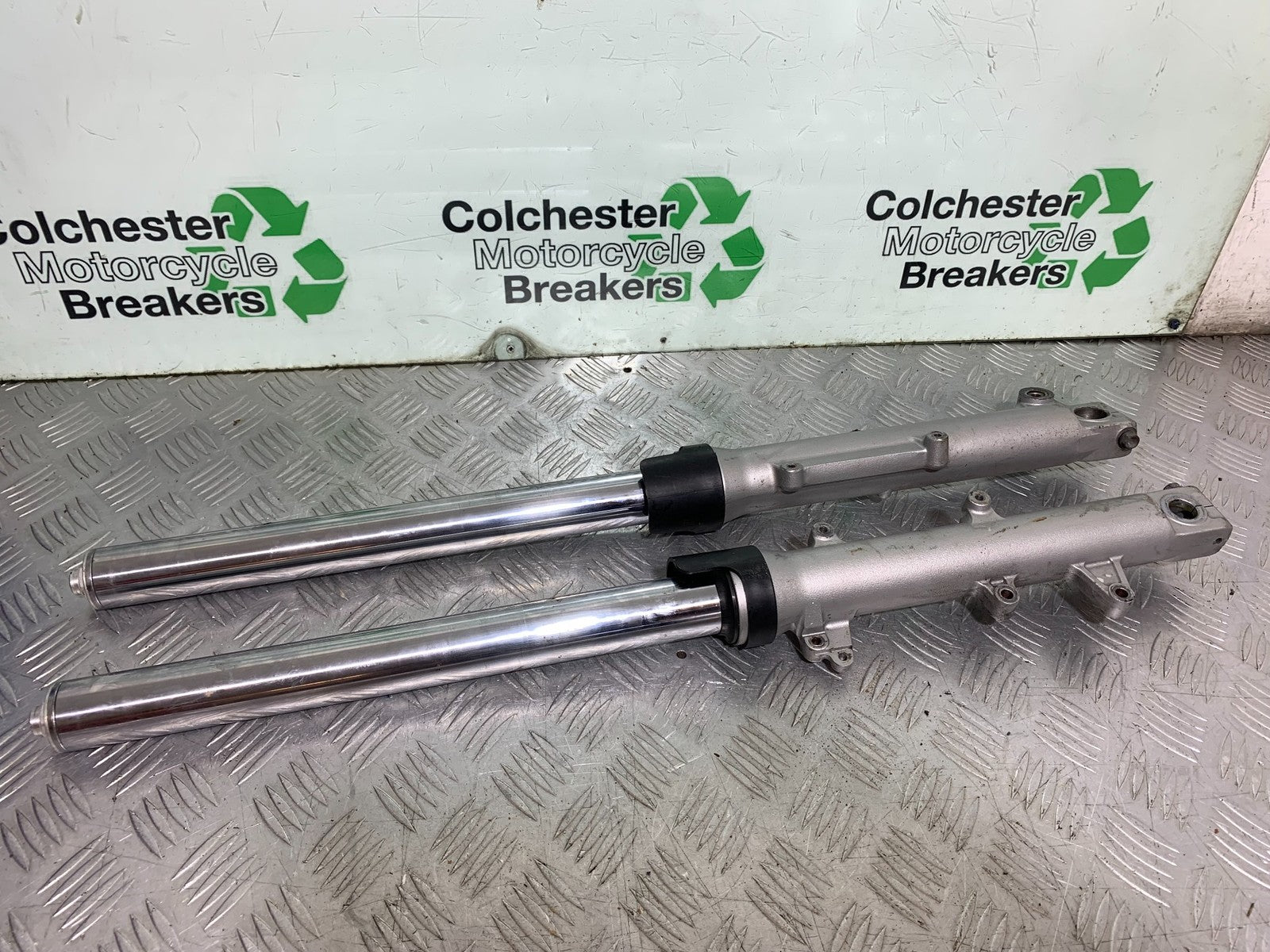 HONDA VFR800 VFR 800 V-TEC FORKS  YEAR 2002 -09 (CMB1296)