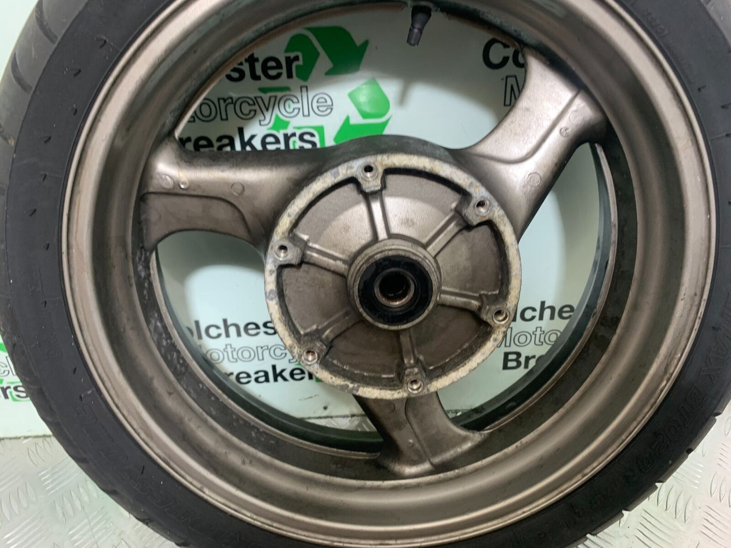 HONDA CBR1100 BLACKBIRD REAR WHEEL  YEAR 1999-2005  (CMB1103)