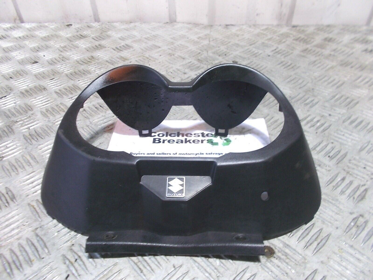SUZUKI BANDIT GSF650 GSF 650 K6 (ABS) CLOCK SURROUND  YEAR 2006