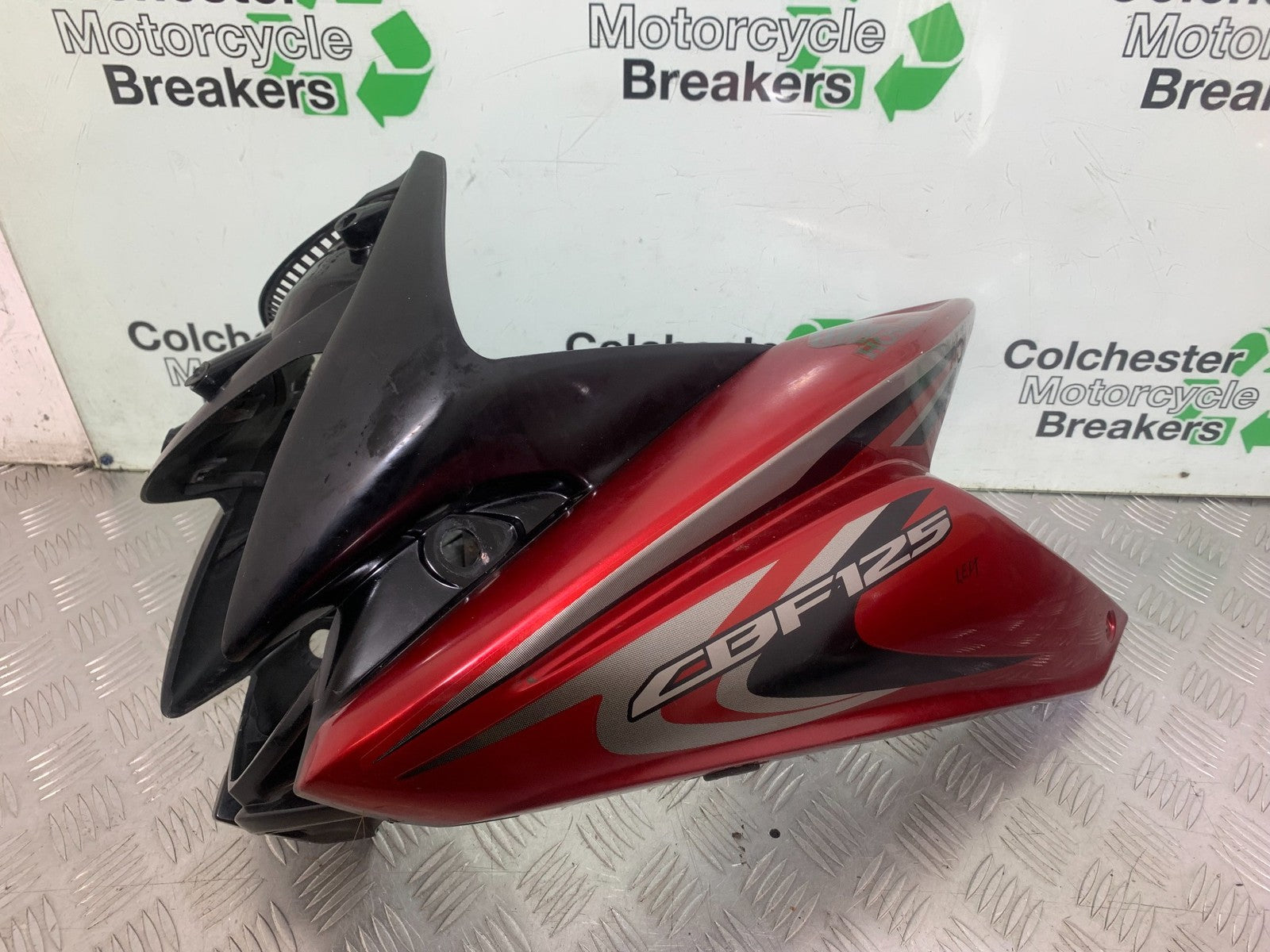HONDA CBF125 CBF 125 LEFT AND CENTER FAIRING PANELS YEAR 2009-14 (CMB1182)