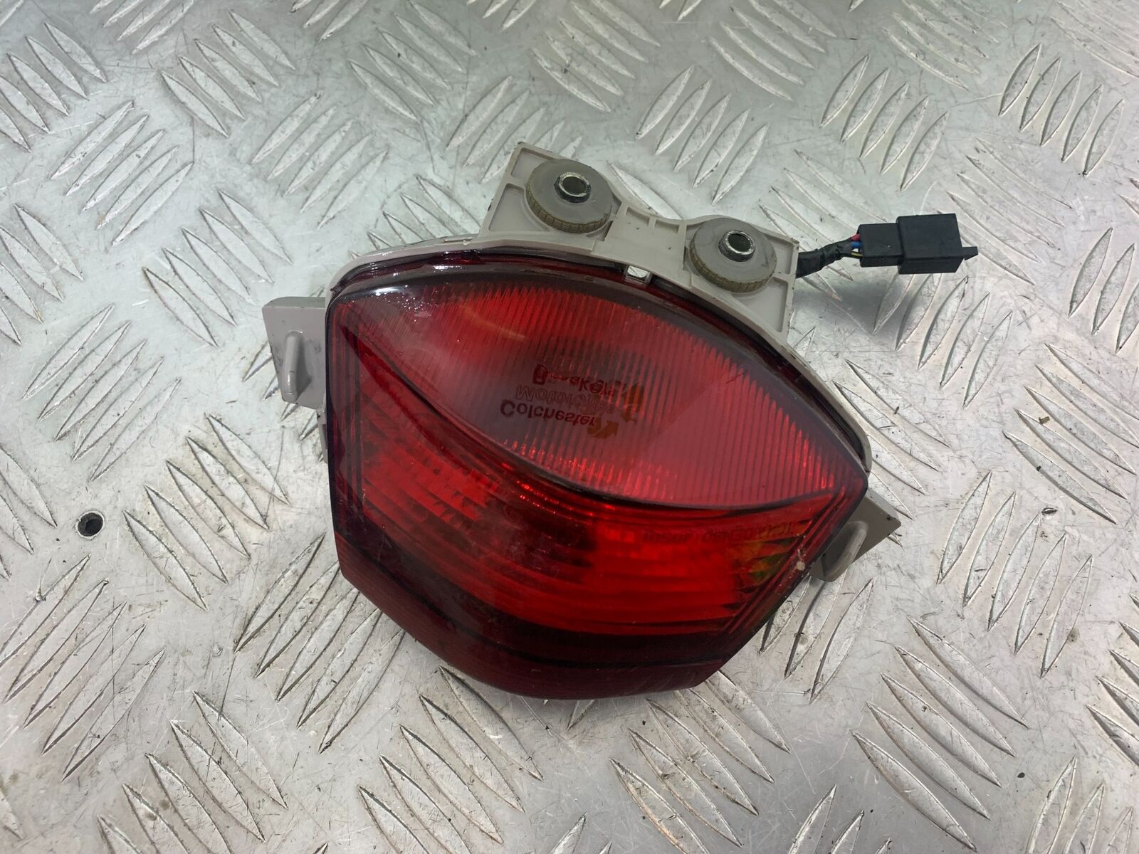 KAWASAKI ER6 F REAR LIGHT  YEAR 2005-2008 (CMB1098)