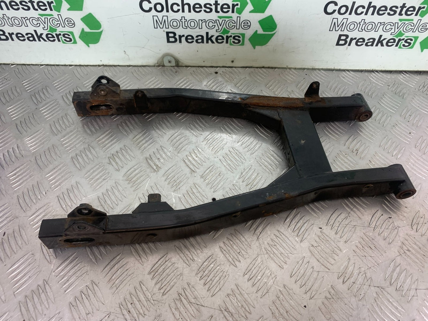 SINNIS HOODLUM 125 SWINGARM   YEAR 2021-2025 (CMB1196)
