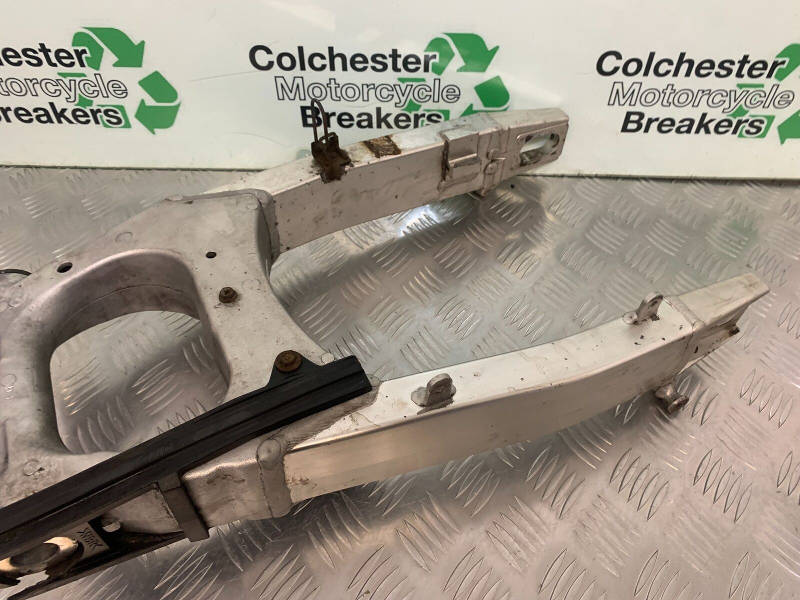 SUZUKI SV1000 SV 1000 K4 SWINGARM  YEAR 2004 (STOCK 990)