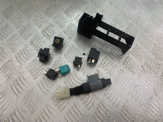 BMW K1200 K 1200 LT RELAYS  YEAR 1999-07 (CMB1271)