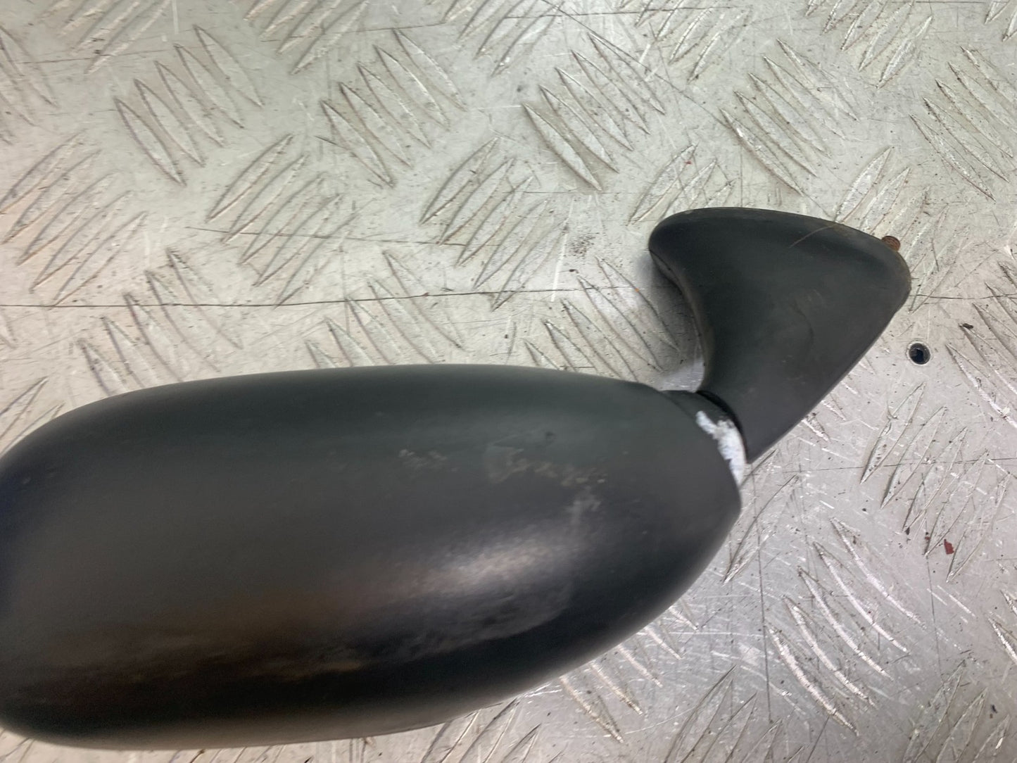 YAMAHA YZF1000 THUNDERACE LEFT MIRROR  YEAR 1997-2000 (CMB1204)