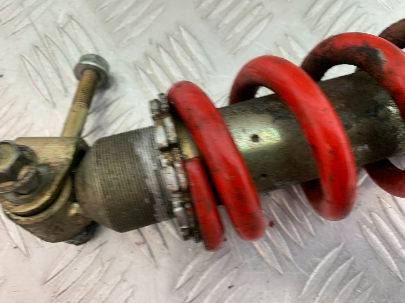 HONDA CBR1100 BLACKBIRD REAR SHOCK YEAR 1999-2005 (CMB1103)