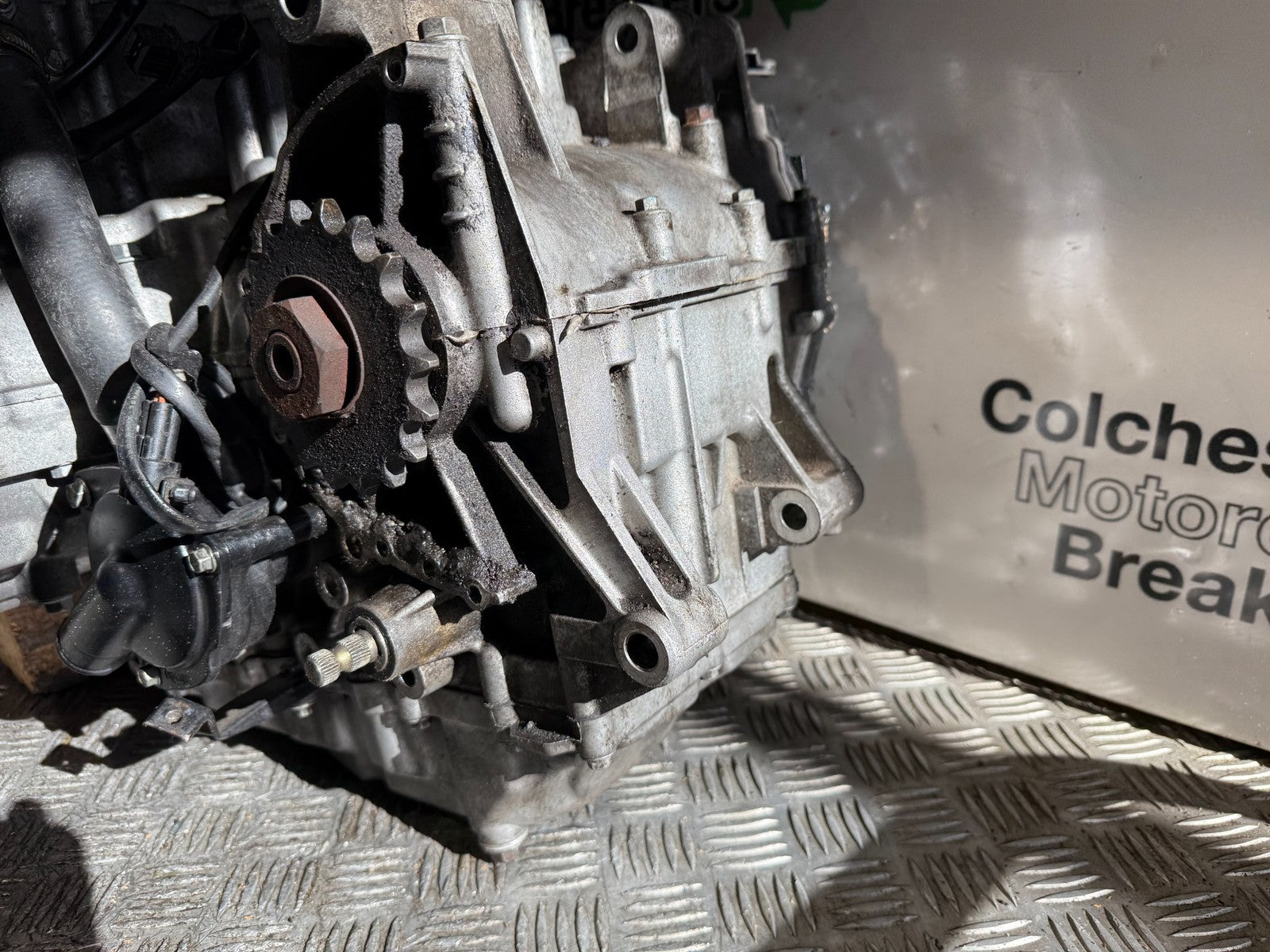 TRIUMPH 1050 SPRINT ST ENGINE YEAR 2004-2007 (CMB1197)