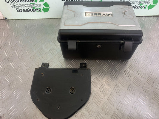 SINNIS TERRAIN 125 TOP BOX  YEAR 2018 (CMB1123)