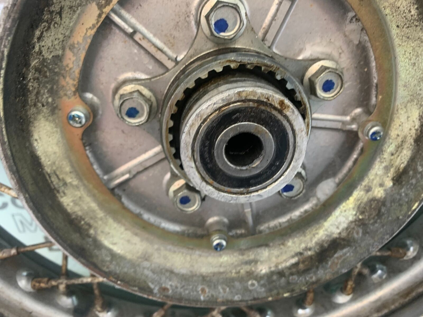YAMAHA XV535 XV 535 VIRAGO REAR WHEEL (GOOD TYRE)  YEAR 1994-02 (CMB1044)
