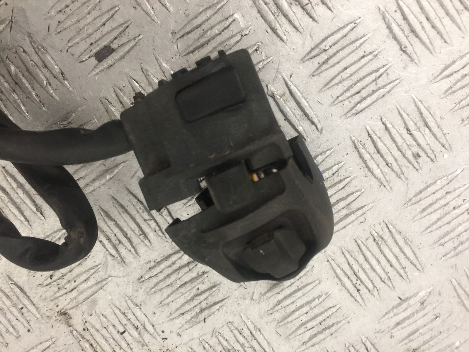 APRILIA 850 MANA AUTOMATIC LEFT SWITCH GEAR   YEAR 2007-2012  (STOCK 875)