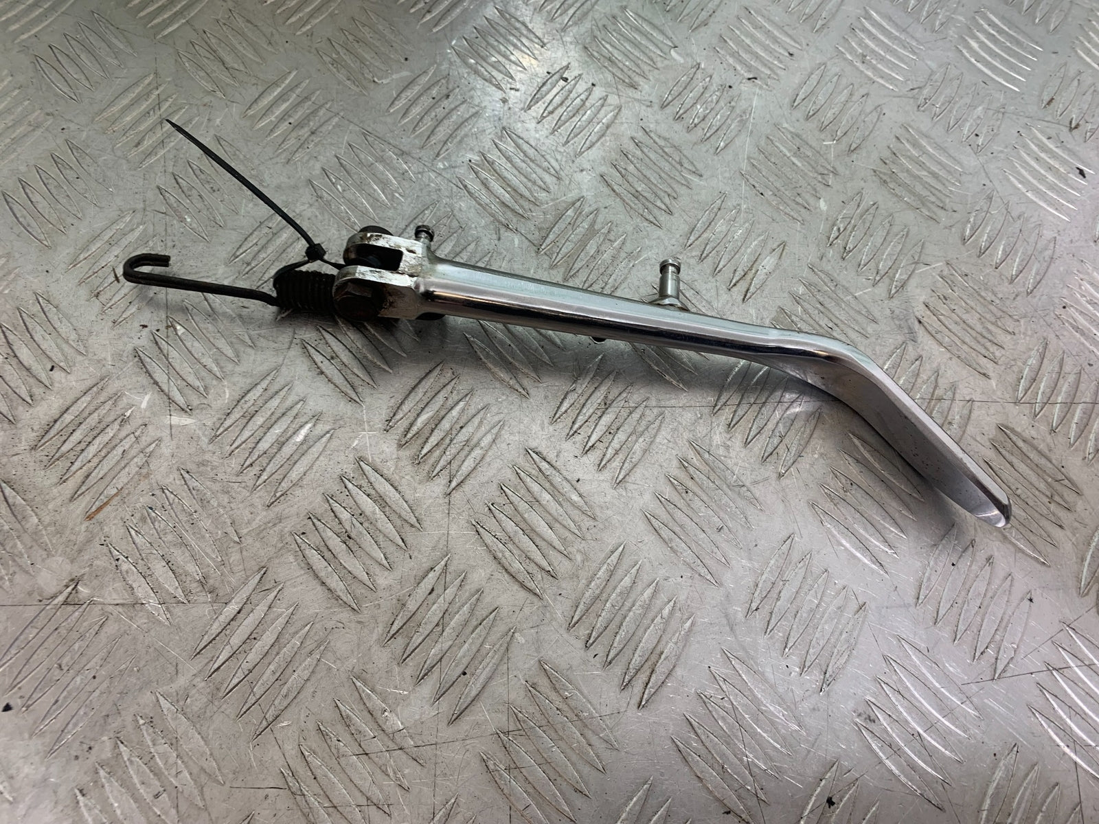 KAWASAKI VN1500 CLASSIC SIDE STAND   YEAR 1999 -2006 (CMB1166)