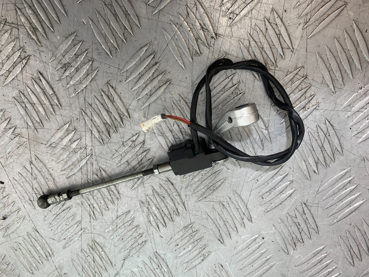 APRILIA TUONO 1000 V4R QUICKSHIFTER  YEAR 2011-13  (CMB1331)