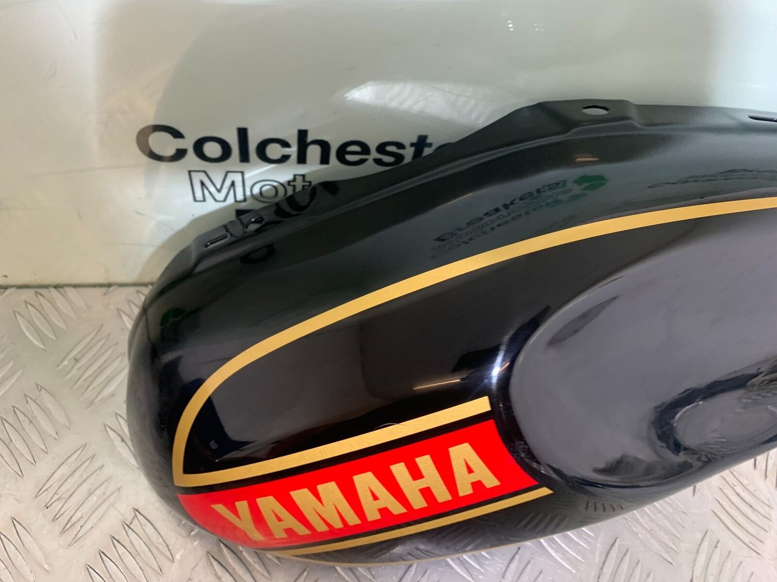 YAMAHA XSR900 XSR 900 LEFT TANK PANEL   YEAR 2021-2022 (CMB1073)
