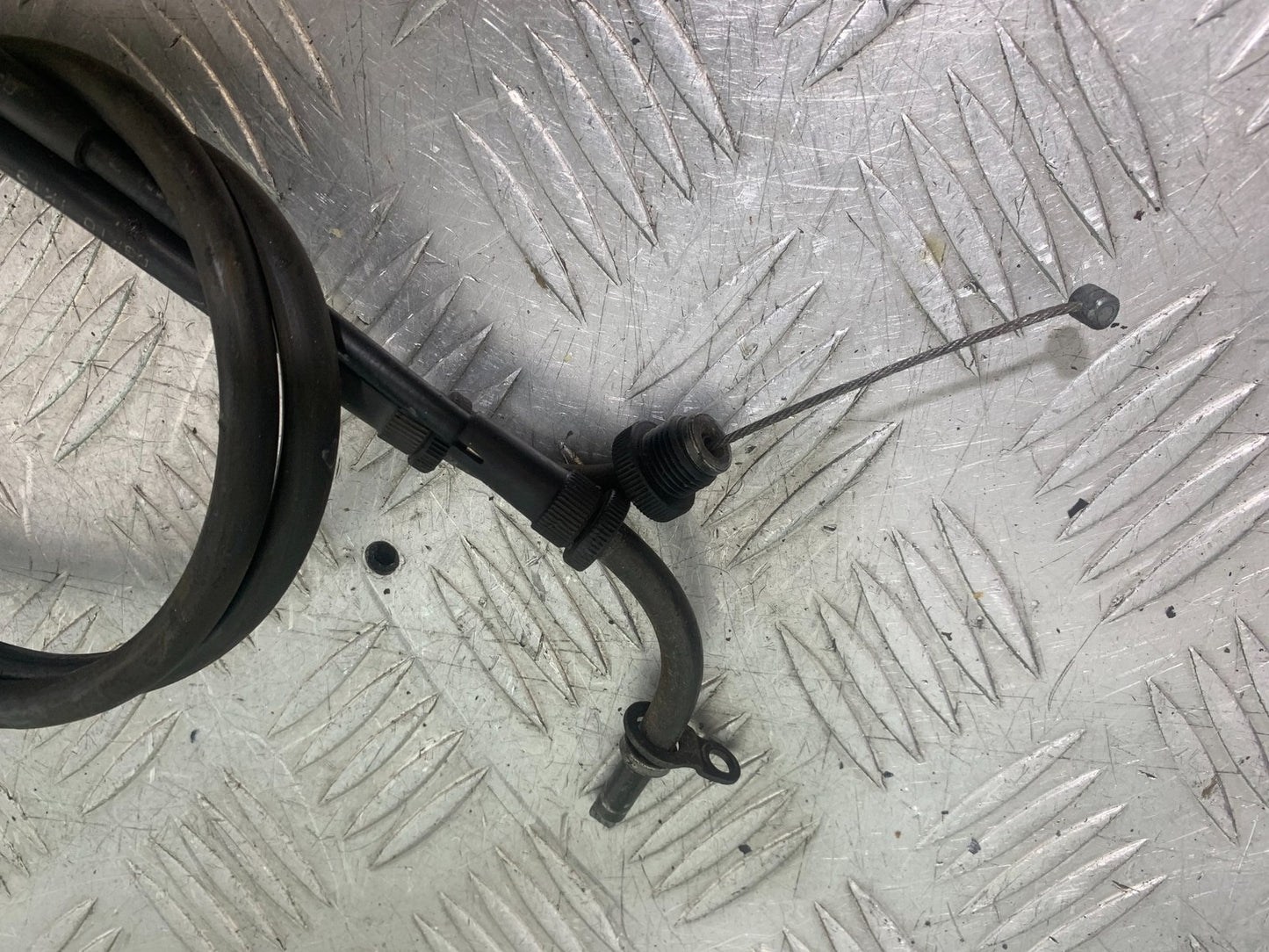 SUZUKI GSX750 INAZUMA THROTTLE CABLES  YEAR 1998-2003 (CMB1308)
