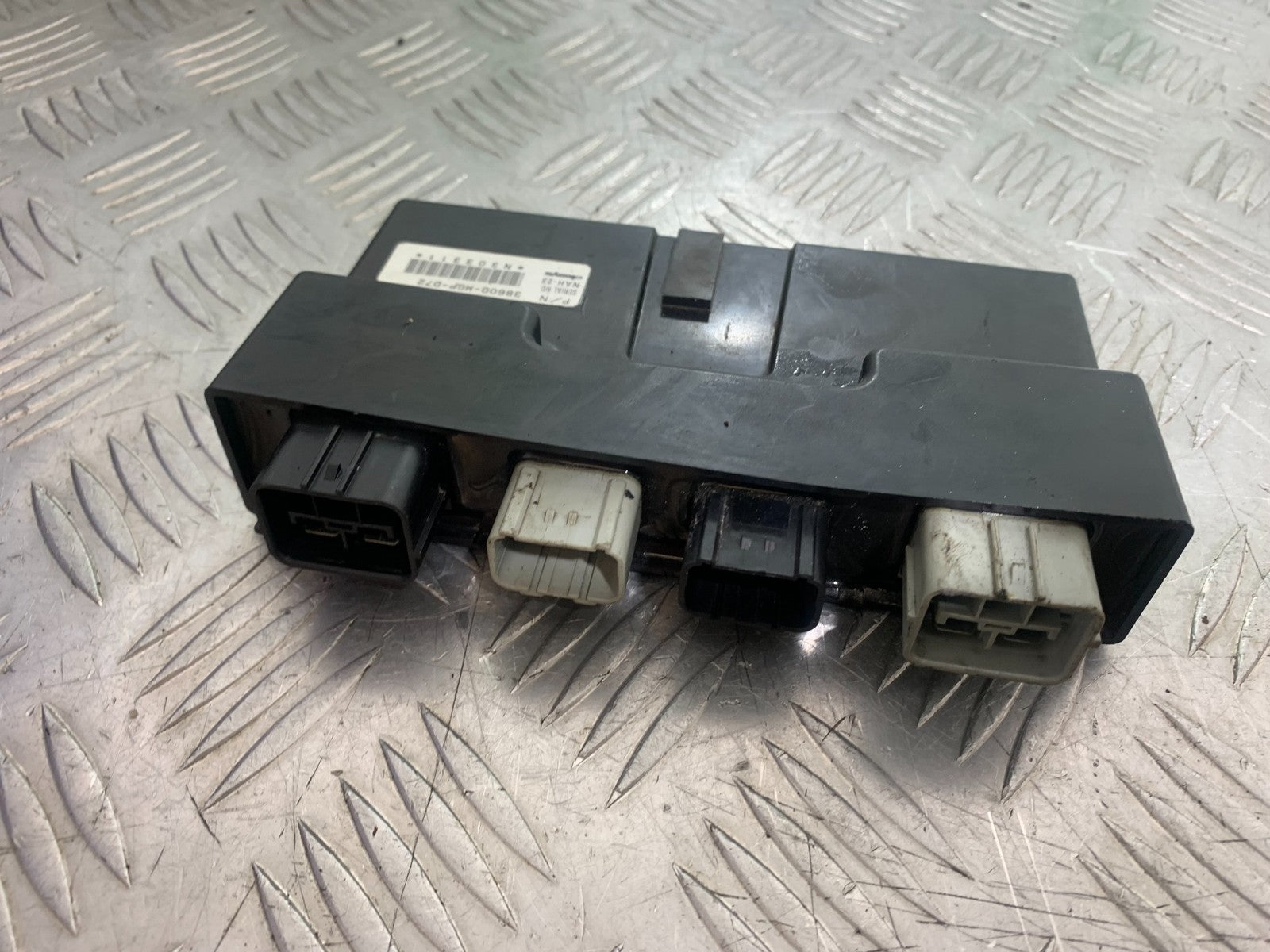 HONDA CBR1000 rr FIREBLADE ABS CONTROL BOX  YEAR 2012-2016 (CMB1198)