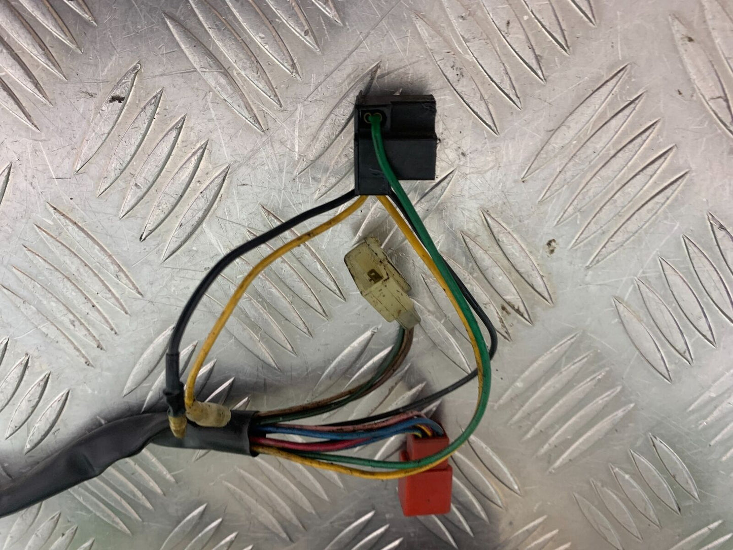 YAMAHA XJR1300 XJR 1300 LEFT SWITCH GEAR  YEAR 1999-2003 (CMB1055)