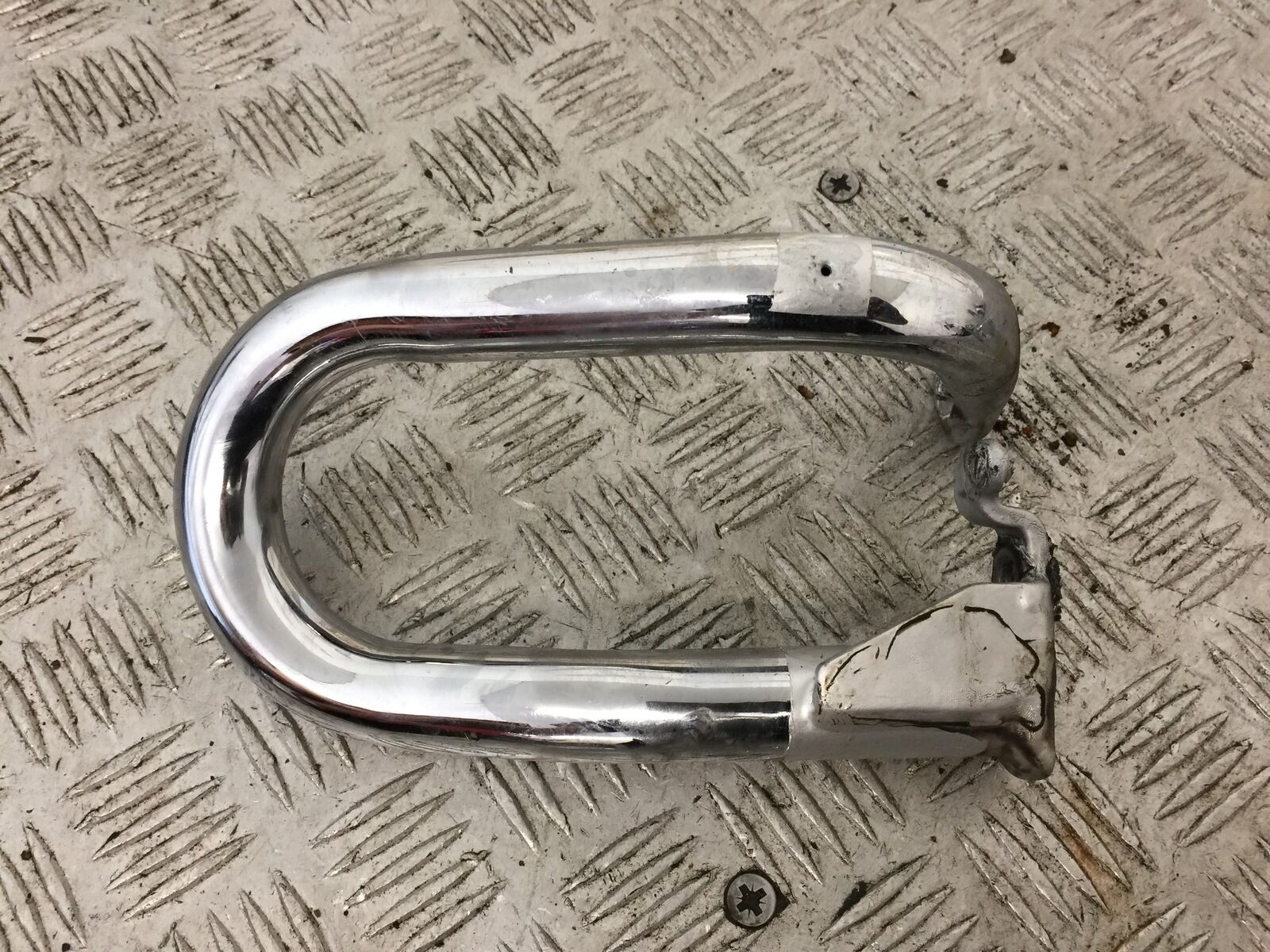 HONDA GL1800 GL 1800 LEFT REAR CRASH BAR  YEAR 2004-10 ABS (STOCK 890)