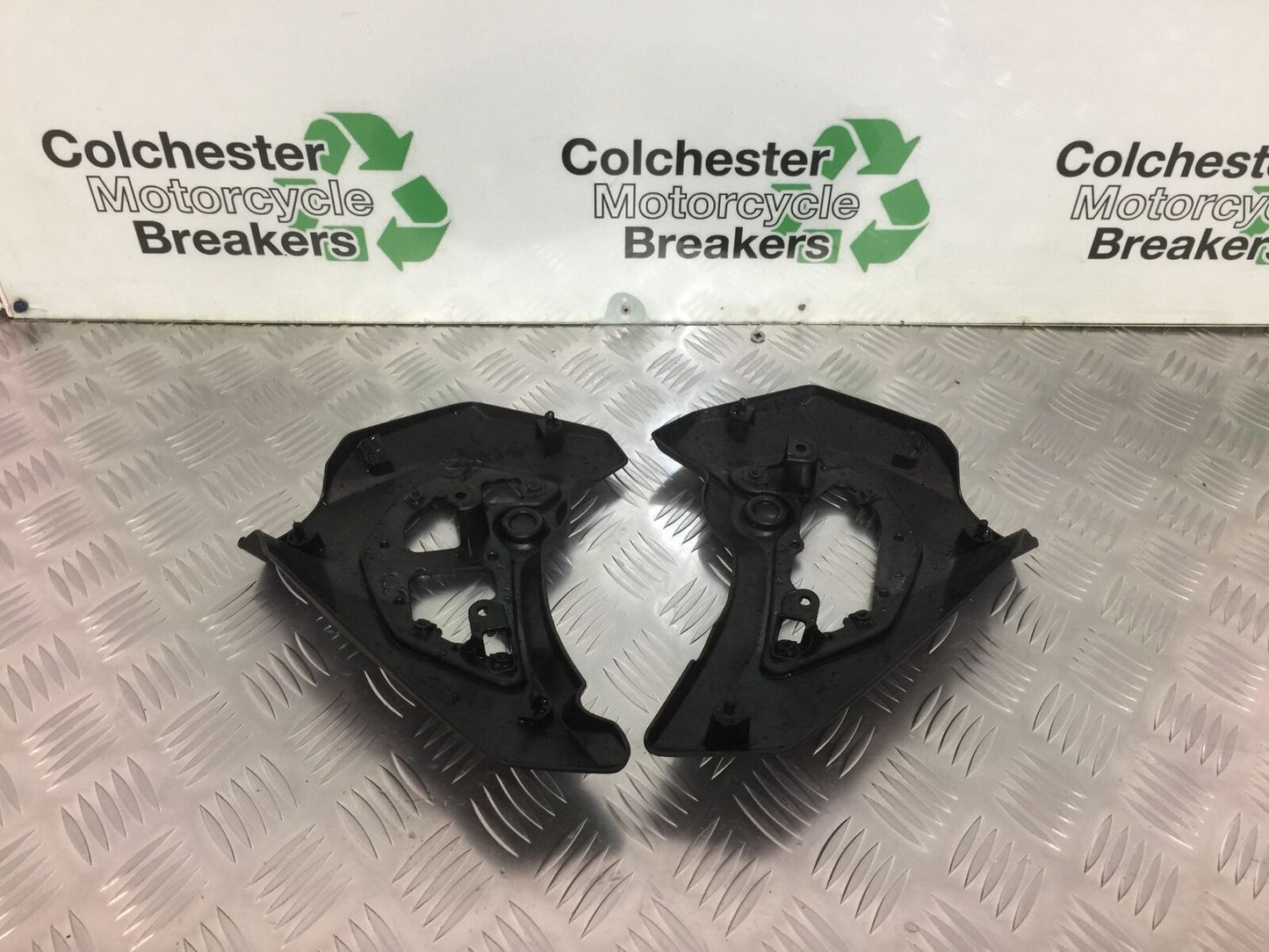 KAWASAKI VN 650 VULCAN LEFT & RIGHT FRAME  COVERS YEAR 2017-2021 (STOCK 924)