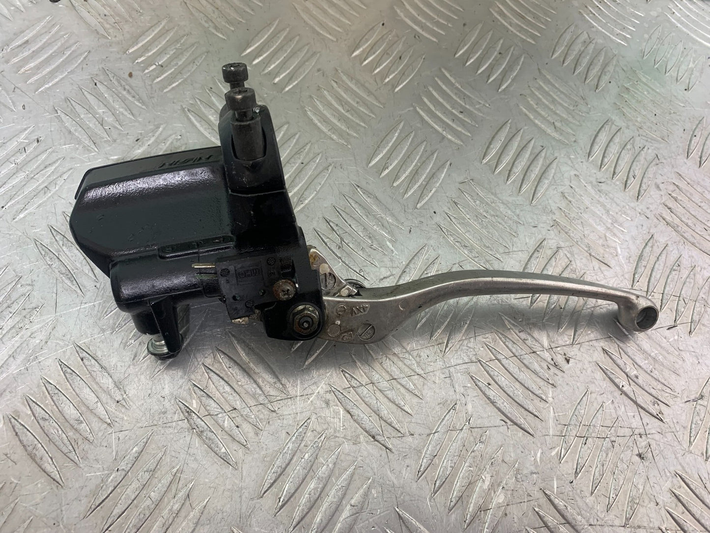 KAWASAKI 650 VERSYS FRONT BRAKE MASTER CYLINDER  YEAR 2015-2018 (CMB1288)