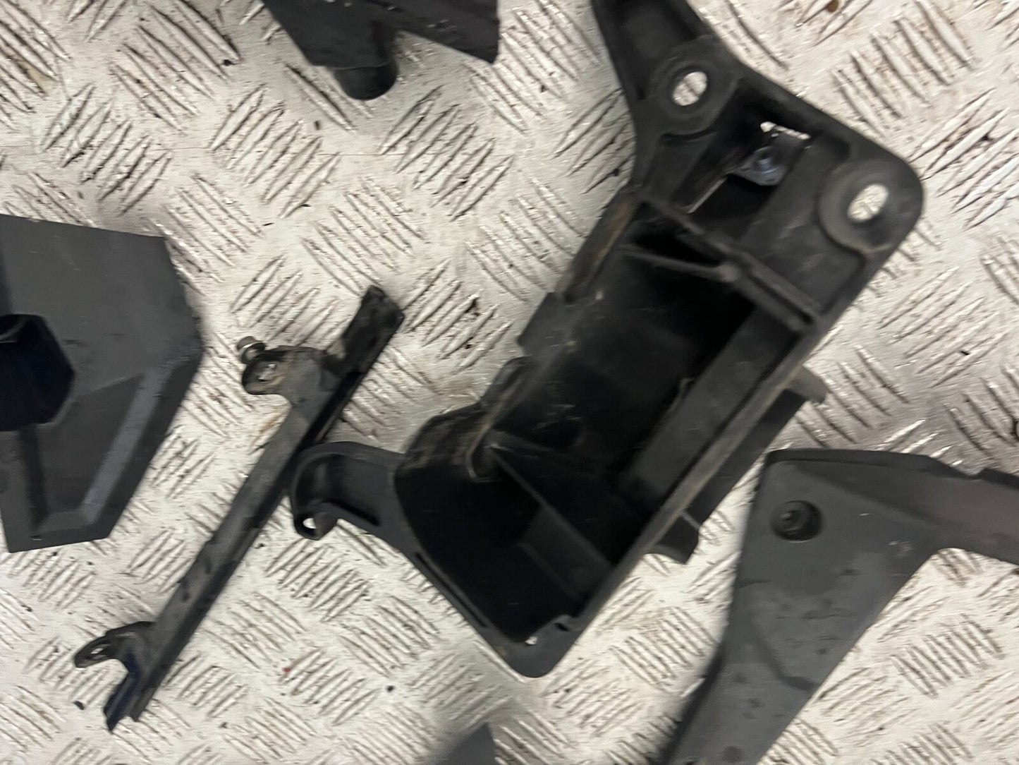 TRIUMPH TIGER 1200 EXPLORER INFILLS  YEAR  2012-2015 (STOCK 901)
