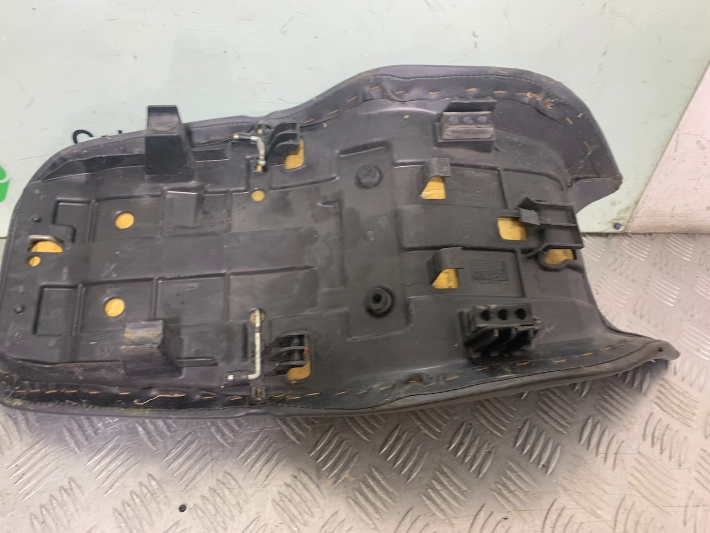 HONDA NT650 V DEAUVILLE SEAT YEAR 1998-01(CMB1320)