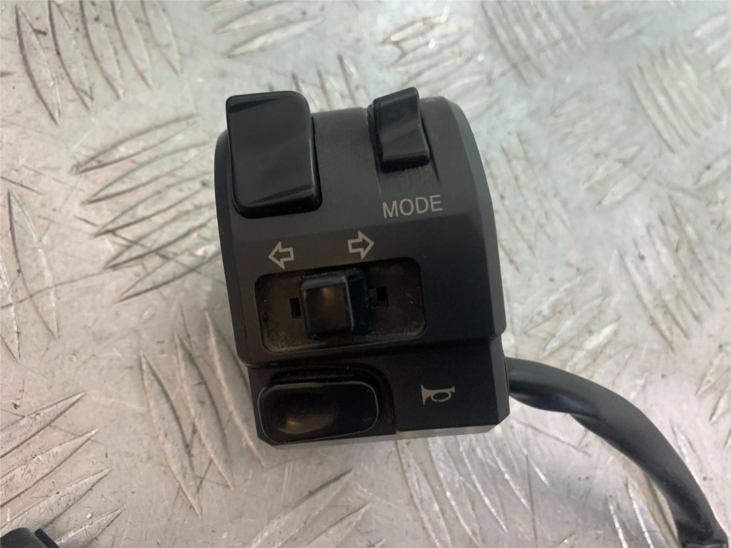 DUCATI 848 LEFT SWITCH GEAR  YEAR 2008-2010 (CMB1323)