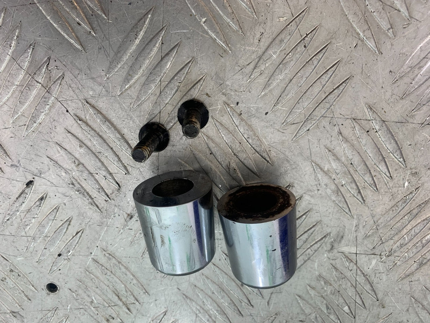 BMW R850 R R850R  BAR END WEIGHTS   YEAR 1994-2002 (CMB1170)