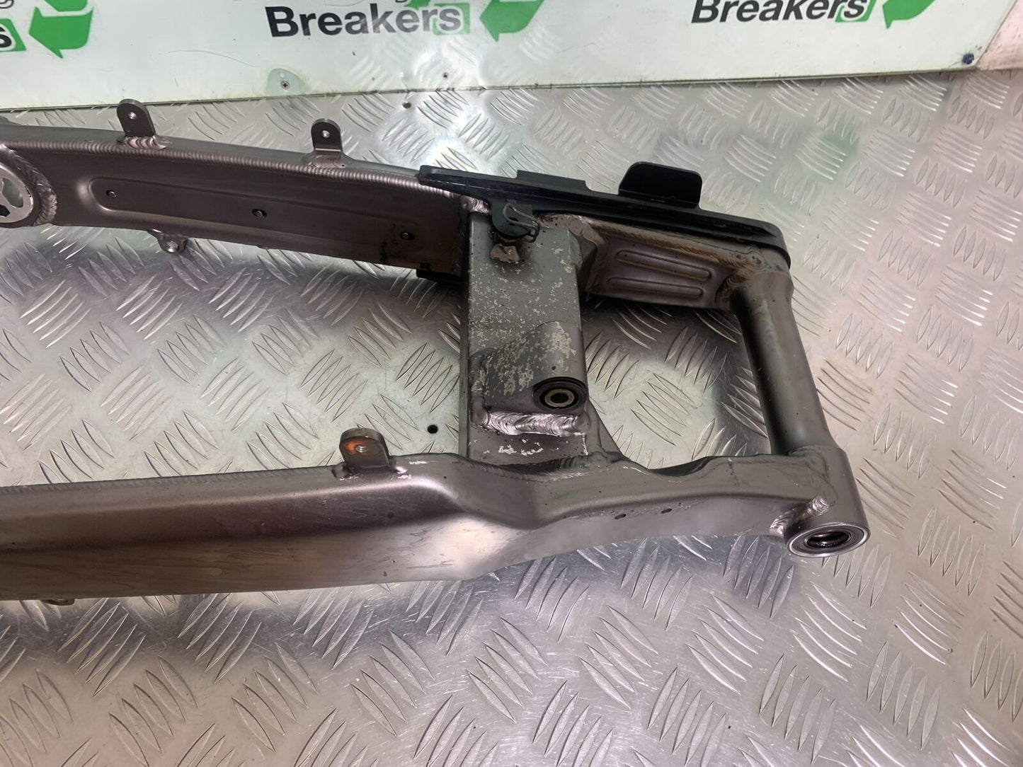KAWASAKI Z1000 Z 1000 SX SWINGARM YEAR 2011-13 (CMB1000)