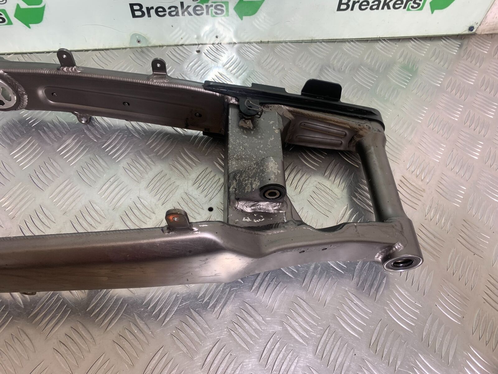 KAWASAKI Z1000 Z 1000 SX SWINGARM YEAR 2011-13 (CMB1000)