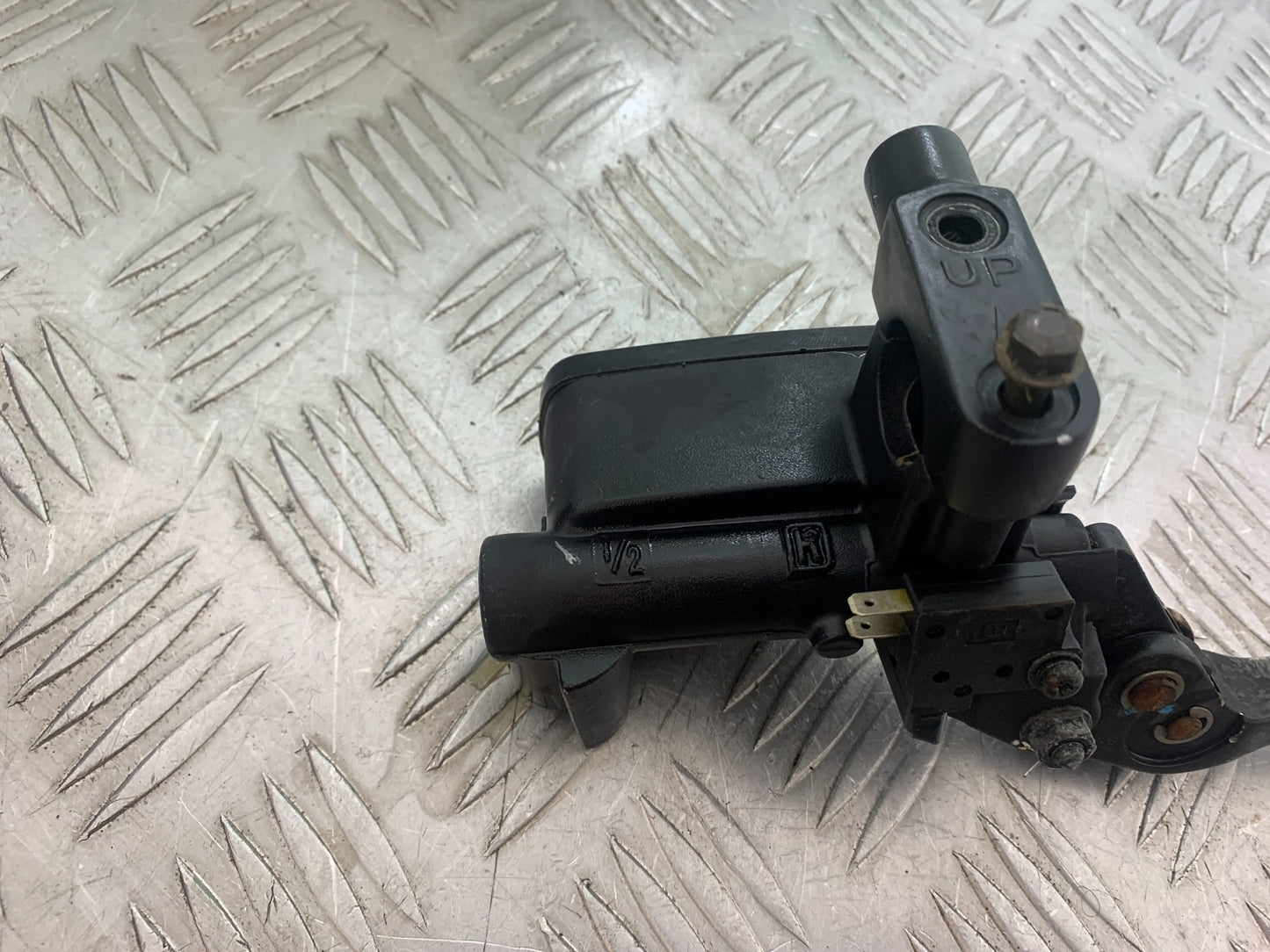 KAWASAKI J125 J125 FRONT MRAKE MASTER CYLINDER YEAR 2016-2020 (CMB1158)