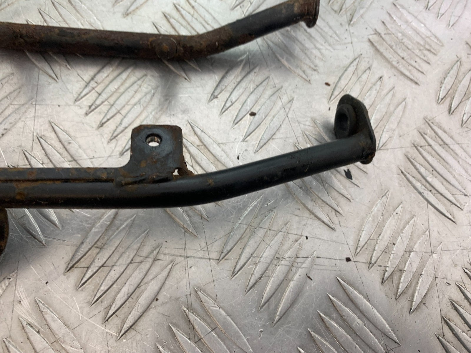 HONDA CBF125 CBF 125 2 X BRACKETS YEAR 2009-14 (CMB1182)