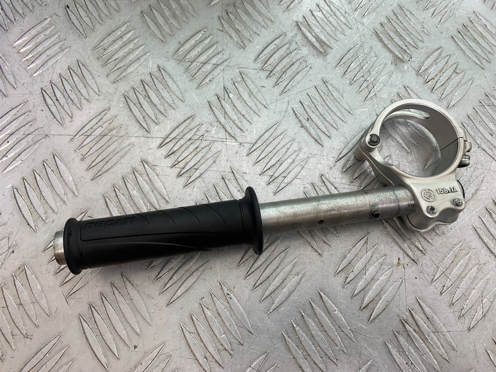 DUCATI 1299 PANIGALE LEFT HANDLEBAR YEAR 2016 (CMB 1187)