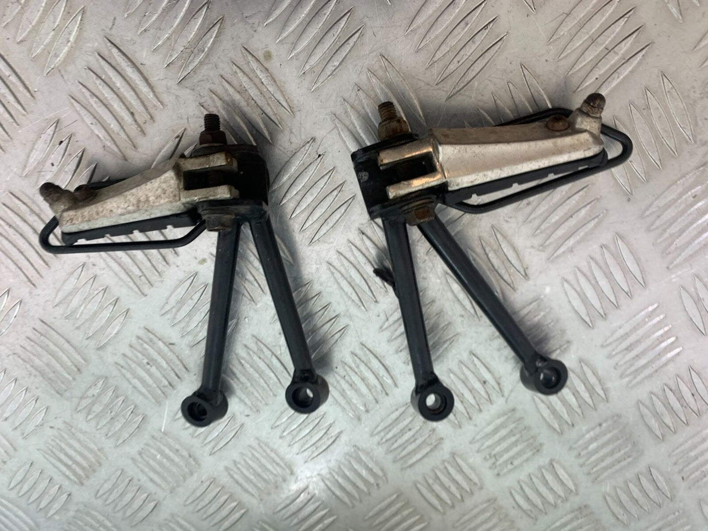 APRILIA 650 PAGASO STRADA REAR HANGER AND PEGS  YEAR 2005-2010 (CMB1057)