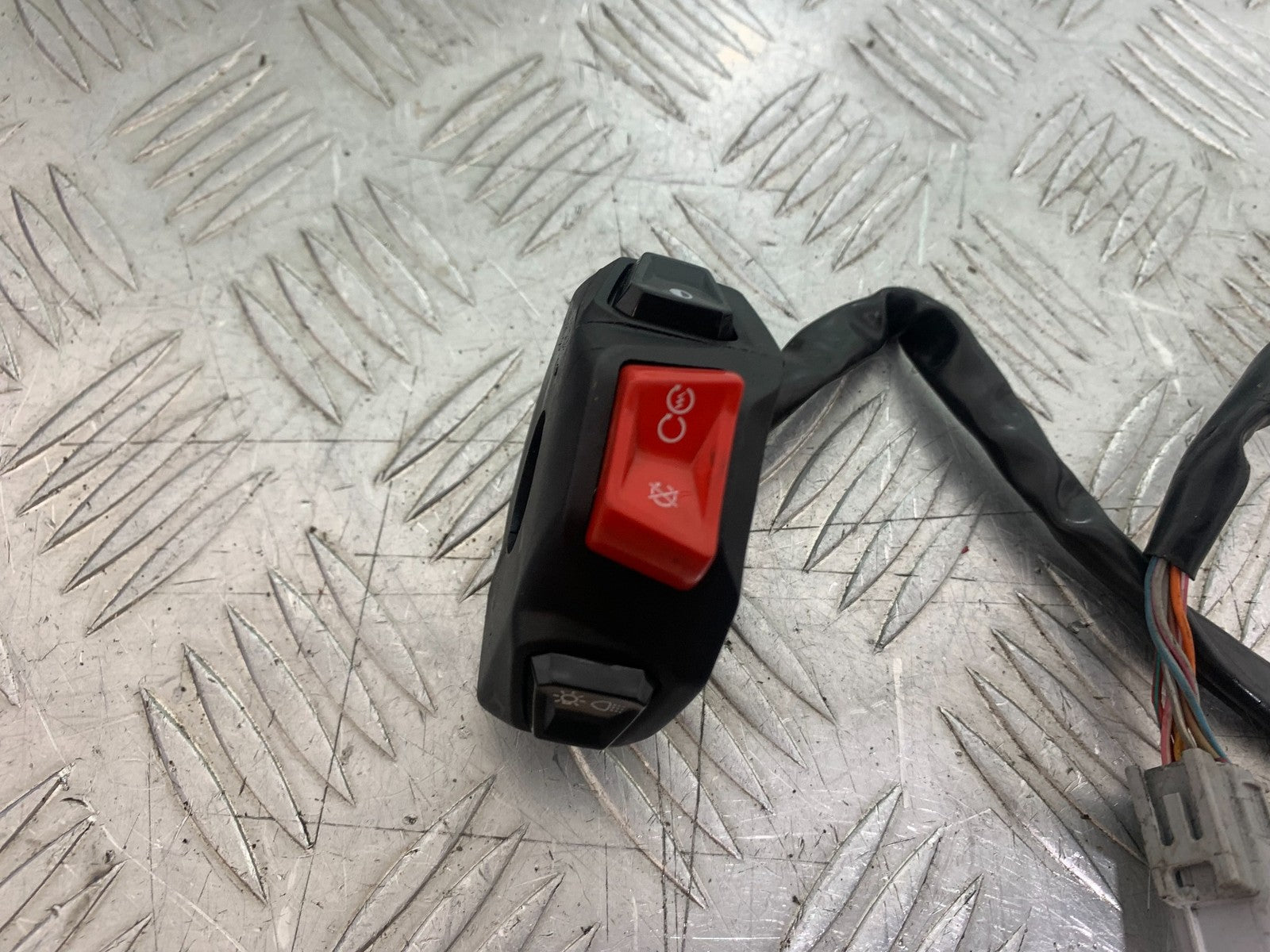 APRILIA RS660 RS 660 RIGHT SWITCH GEAR  YEAR 2020-2024 (CMB1202)