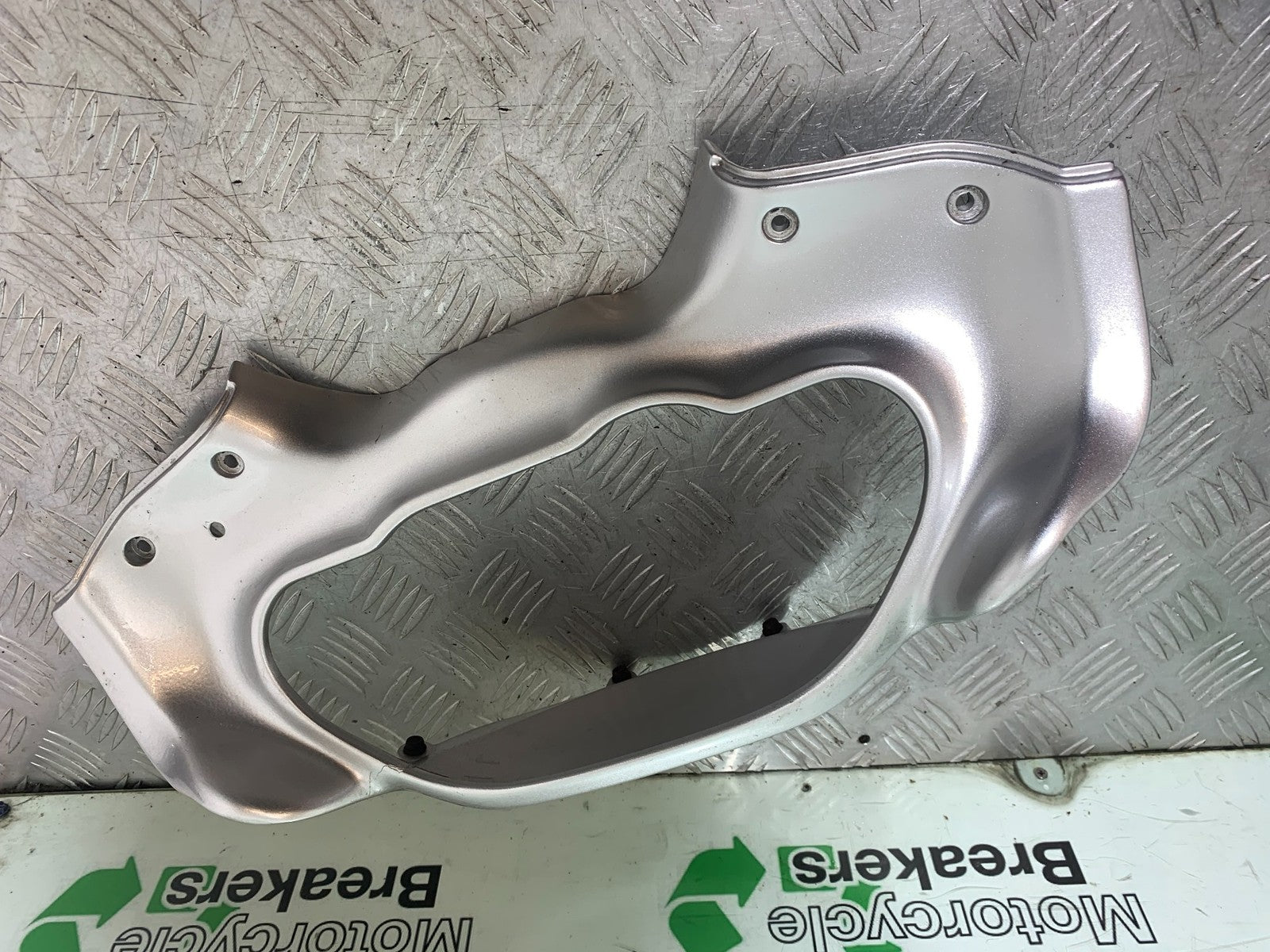 KAWASAKI ZZR1100 D CLOCK SURROUND YEAR 1993-2001 (CMB1289)
