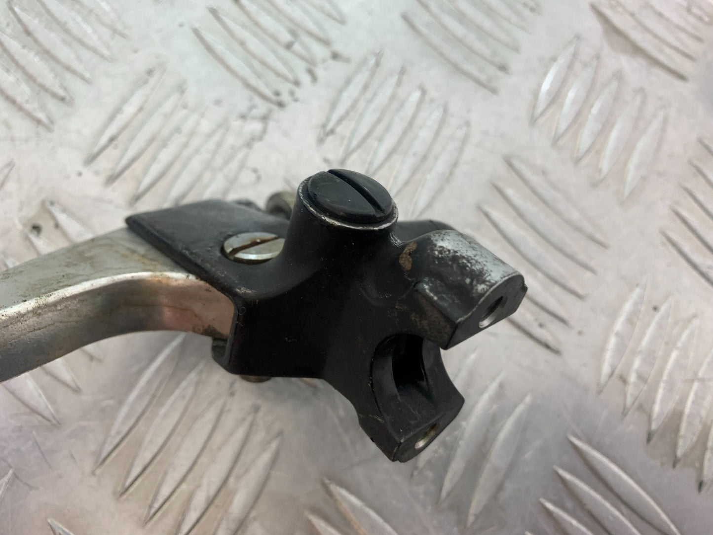 HONDA CBR500R CBR 500 R CLUTCH LEVER AND BRACKET   YEAR 2012-16 (CMB1151)