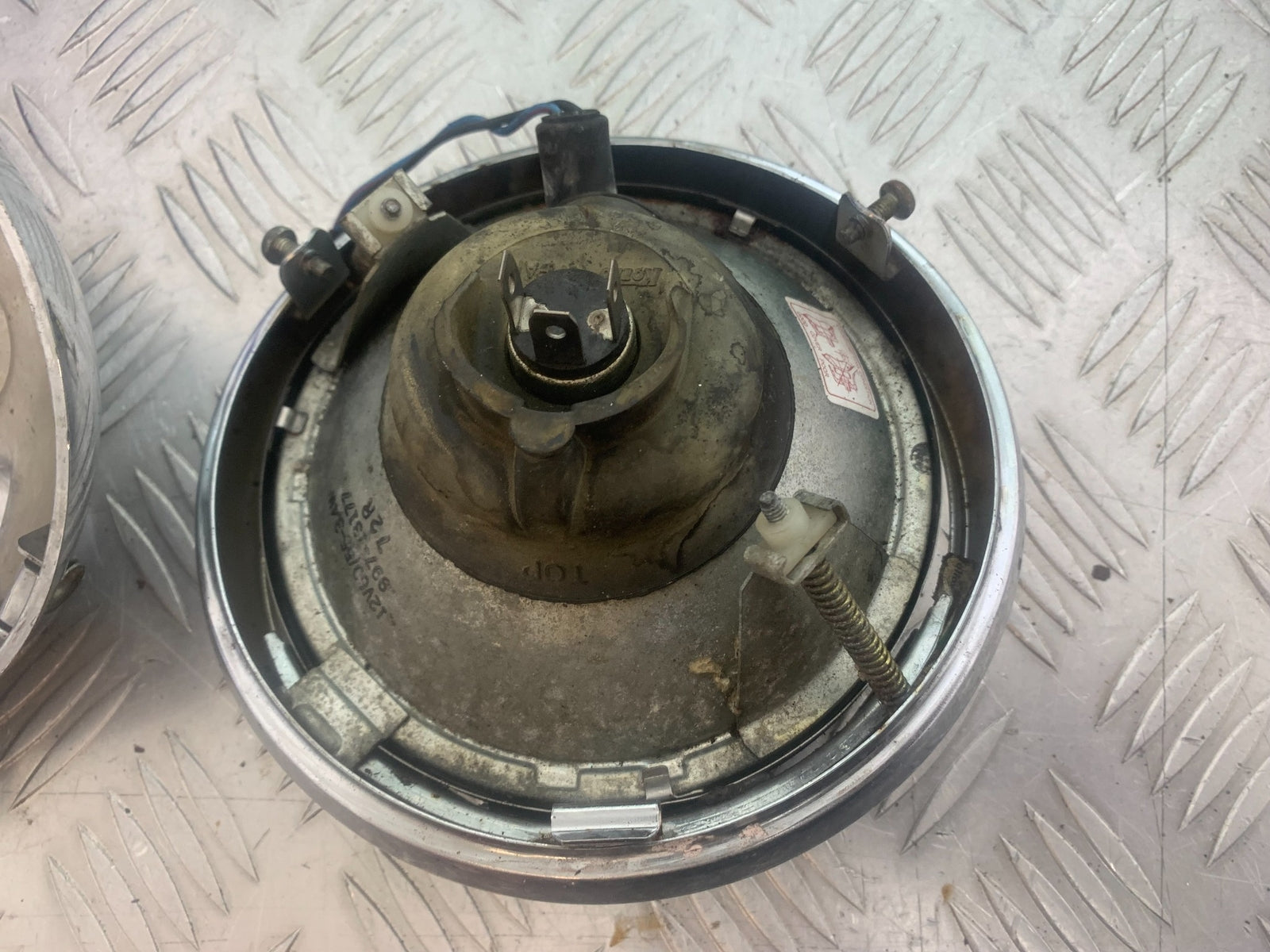 YAMAHA XV535 XV 535 VIRAGO HEADLIGHT   YEAR 1994-02 (CMB1139)