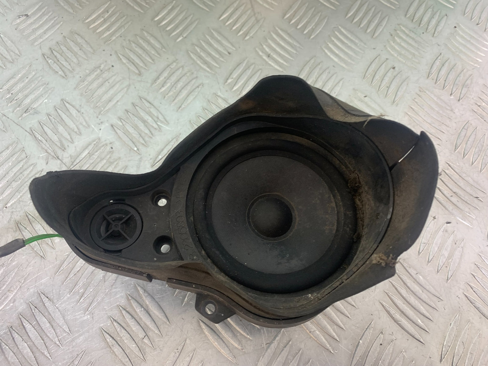 BMW K1200 K 1200 LT FRONT SPEAKER    YEAR 1999-07 (CMB1138)