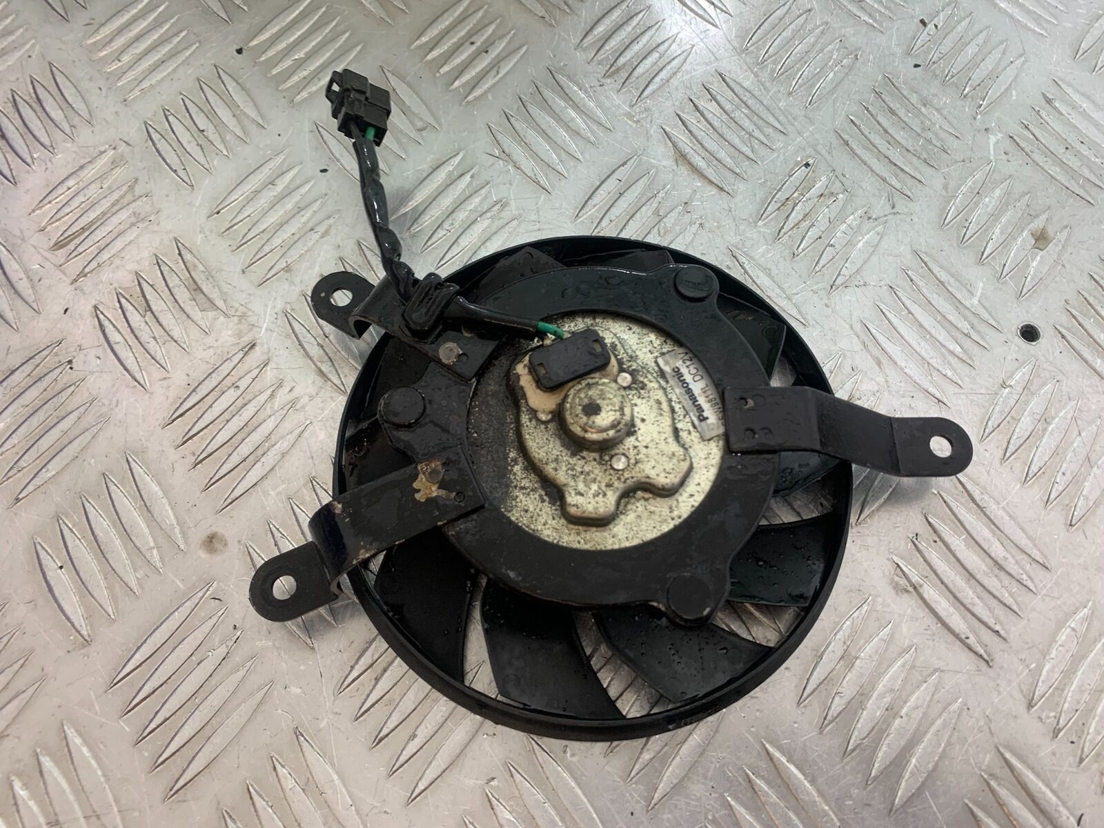 TRIUMPH TIGER 800 RADIATOR FAN   YEAR 2011-2014 (CMB1113)