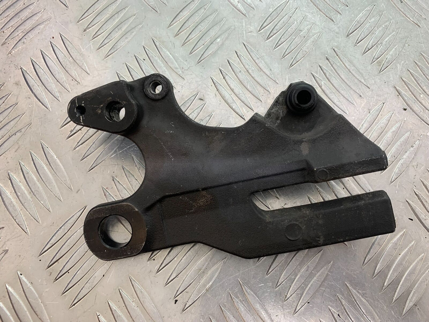 TRIUMPH TIGER 800 XC REAR CALIPER BRACKET YEAR 2011-2014 (CMB1022)