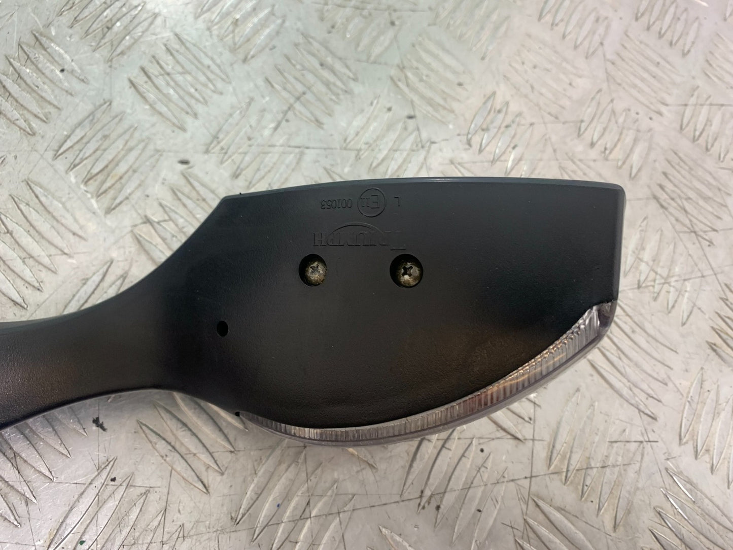 TRIUMPH 1050 SPRINT ST RIGHT MIRROR   YEAR 2004-2007 (CMB1197)