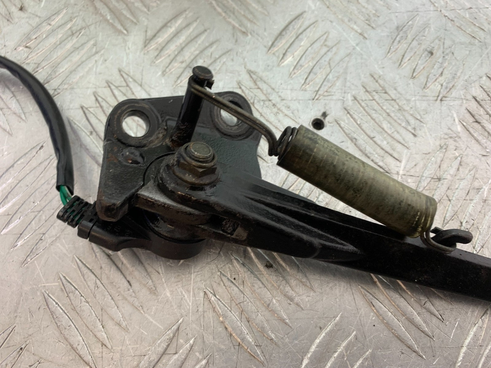 HONDA VFR800 VFR 800 V-TEC SIDE STAND AND BRACKET YEAR 2002 -09 (CMB1296)